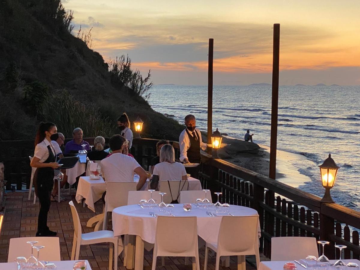 La Locanda Del Mare Валедория Екстериор снимка