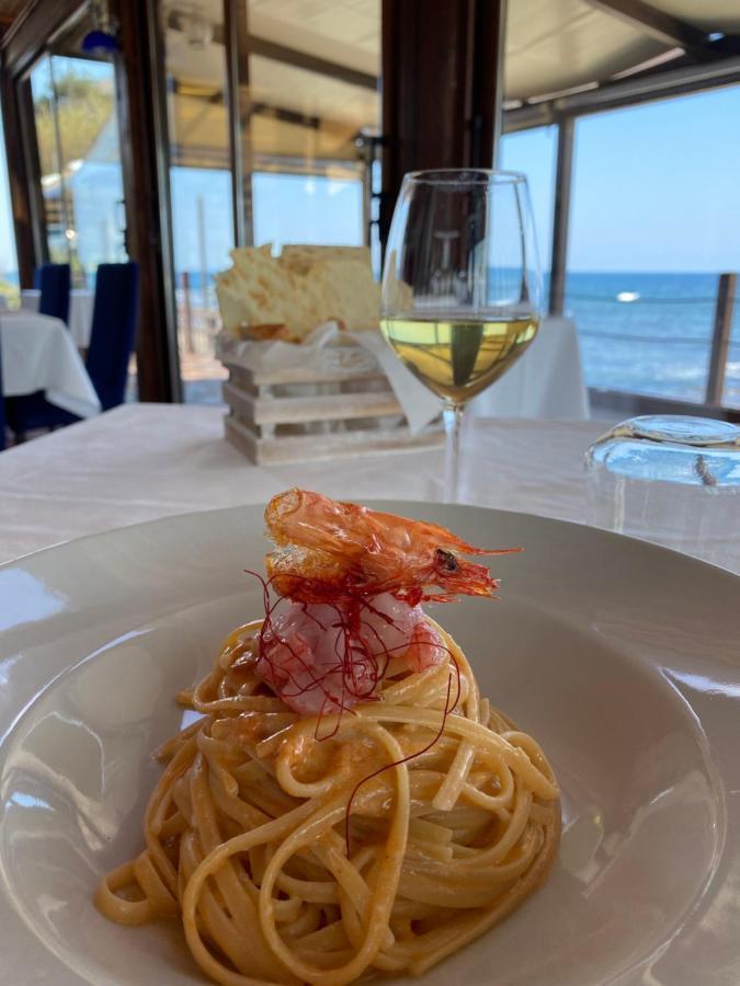 La Locanda Del Mare Валедория Екстериор снимка