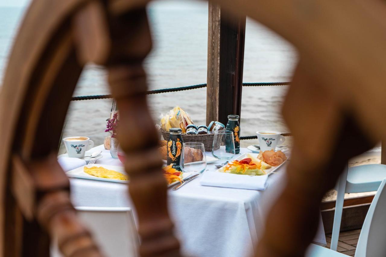 La Locanda Del Mare Валедория Екстериор снимка